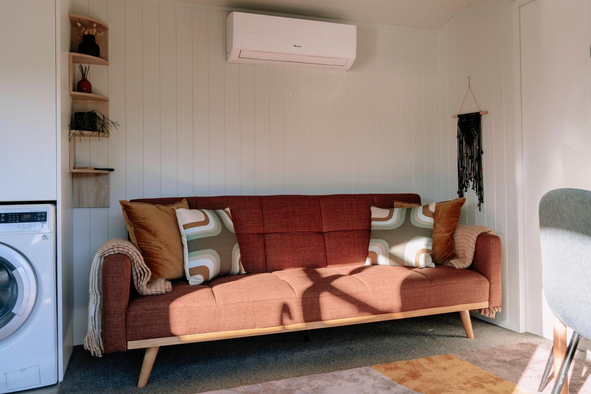Mountain Cabin - Central, Cosy And Cute With Views Wanaka Buitenkant foto